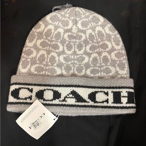 COACH HAT. NWT